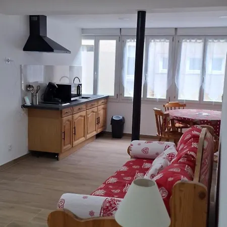 Le Nid De La Cigogne Apartment