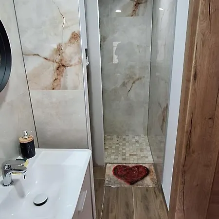 Le Nid De La Cigogne *