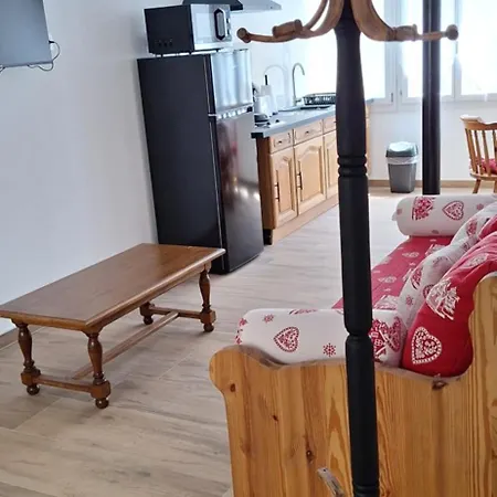 Le Nid De La Cigogne Apartament *